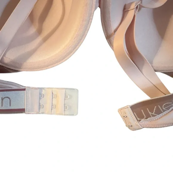 Calvin Klein underwire bra 34C convertible straps light pink logo band - Picture 4 of 8